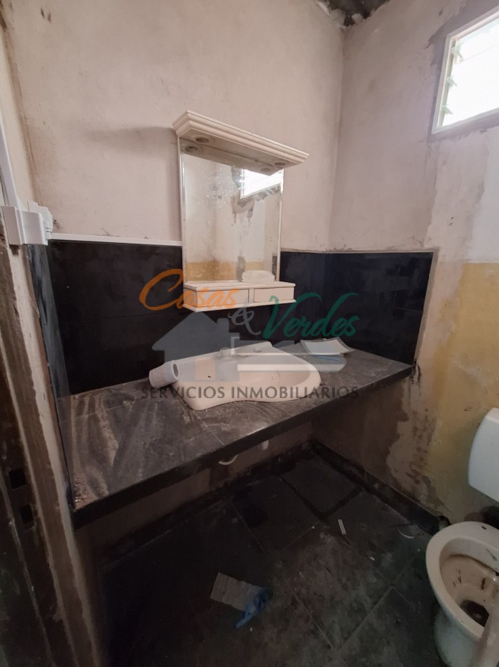 ALQUILER LOCAL COMERCIAL en ESQUINA