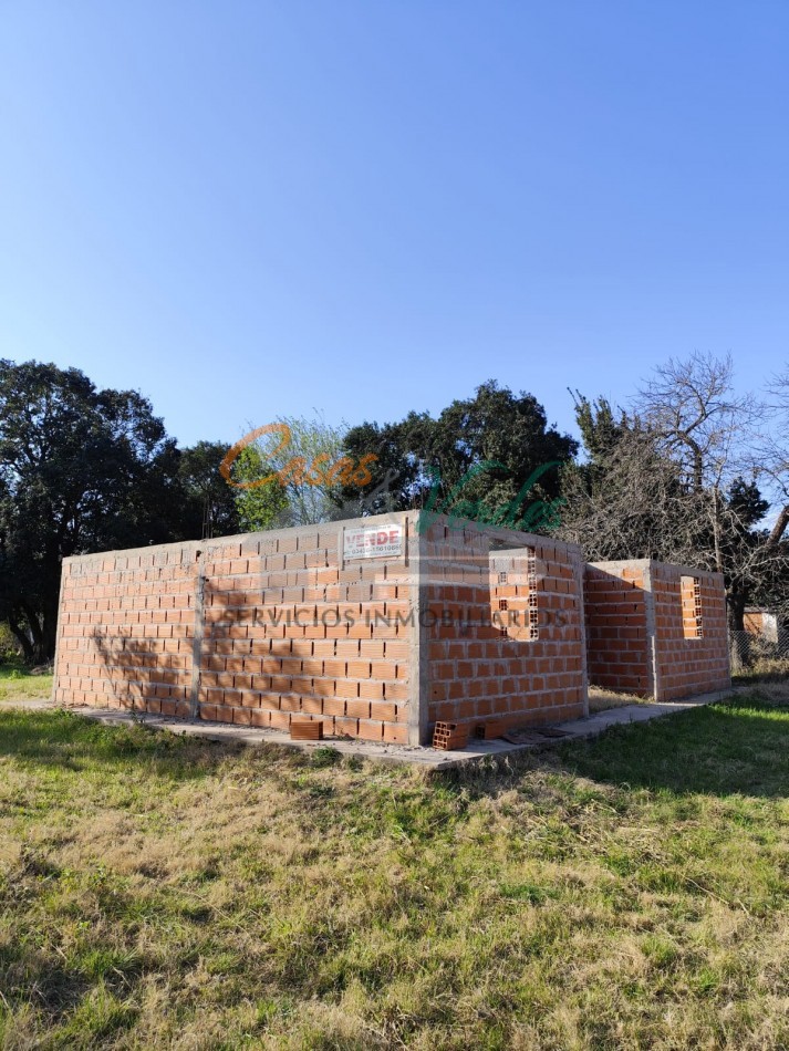 VENTA - ANTELO, Gran terreno con edificacion