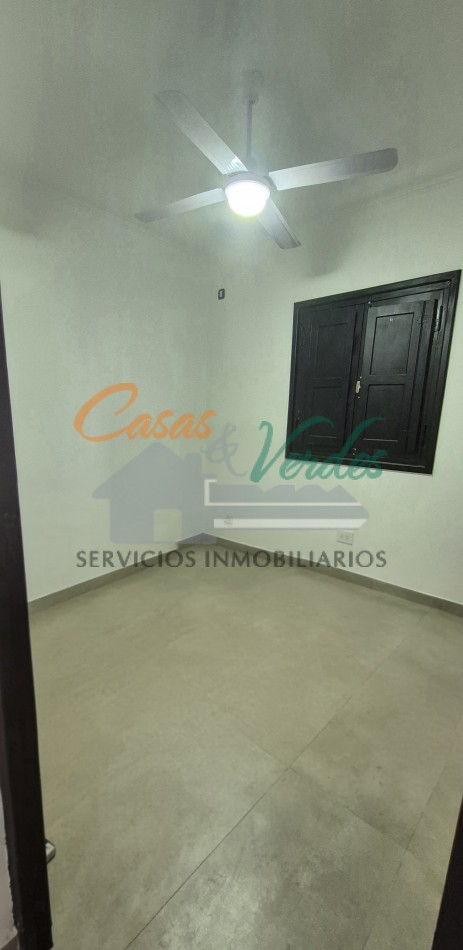 Venta, casa centrica, moderna A ESTRENAR, Laprida al 200