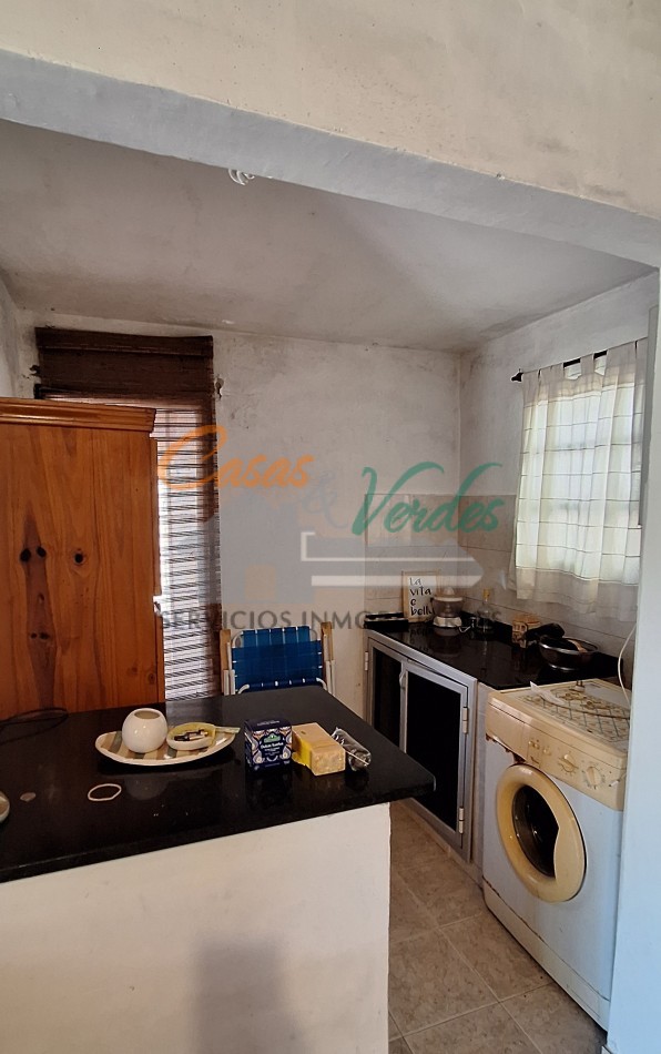 VENTA duplex , muy amplio frente-terreno, muy buen estado general