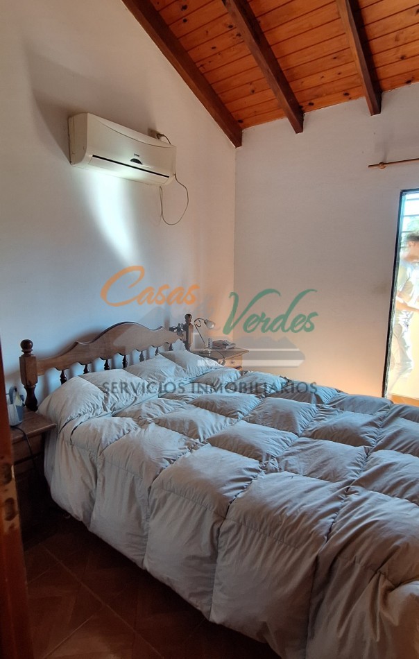 VENTA duplex , muy amplio frente-terreno, muy buen estado general