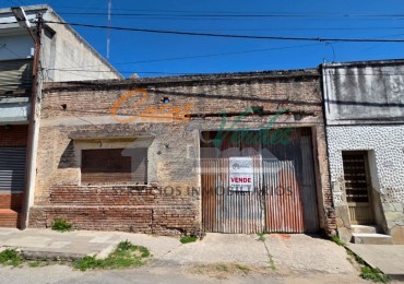 VENTA, terreno con todos los servicios, 1 de Mayo y Velez Sarsfield