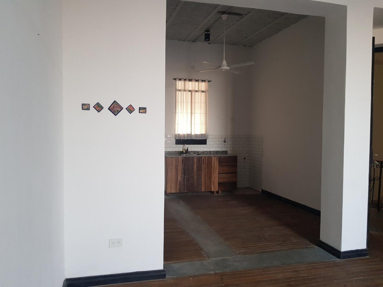 TRES deptos. OPORTUNIDAD de excelente RENTA, pleno CENTRO