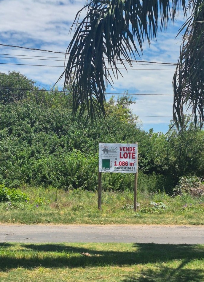 lote de 1086m2 sobre Bvar Moreno entre Gdor Sola e Irigoyen