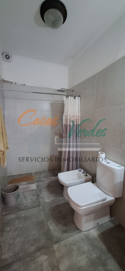 Alquiler, hermosa casa antigua reciclada a nuevo.