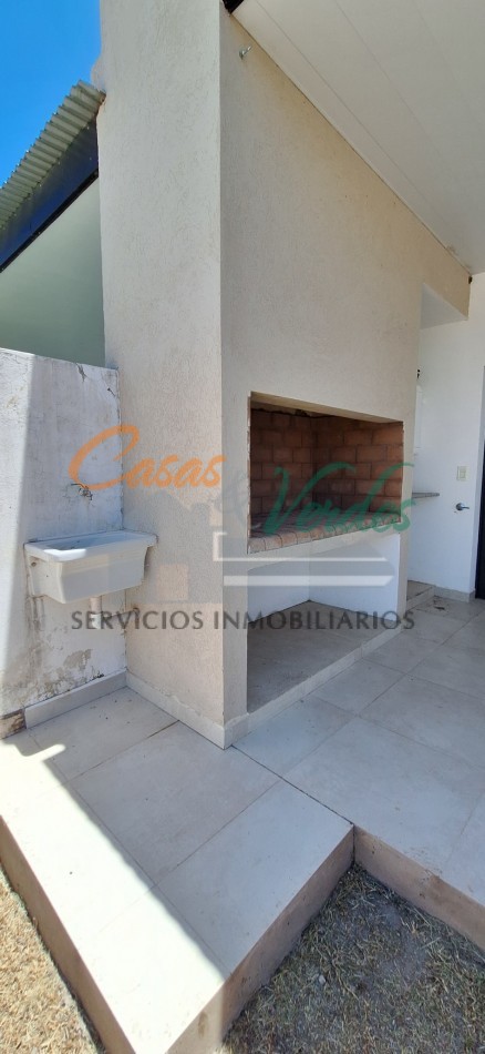 A ESTRENAR, hermosa casa dos. Dorm calle Rondeau y 3 de Febrero