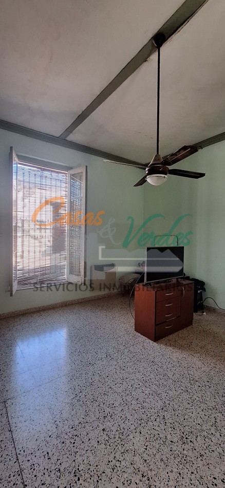 Casa Antigua en ubicacion Centrica, zona comercial, muy buen estado