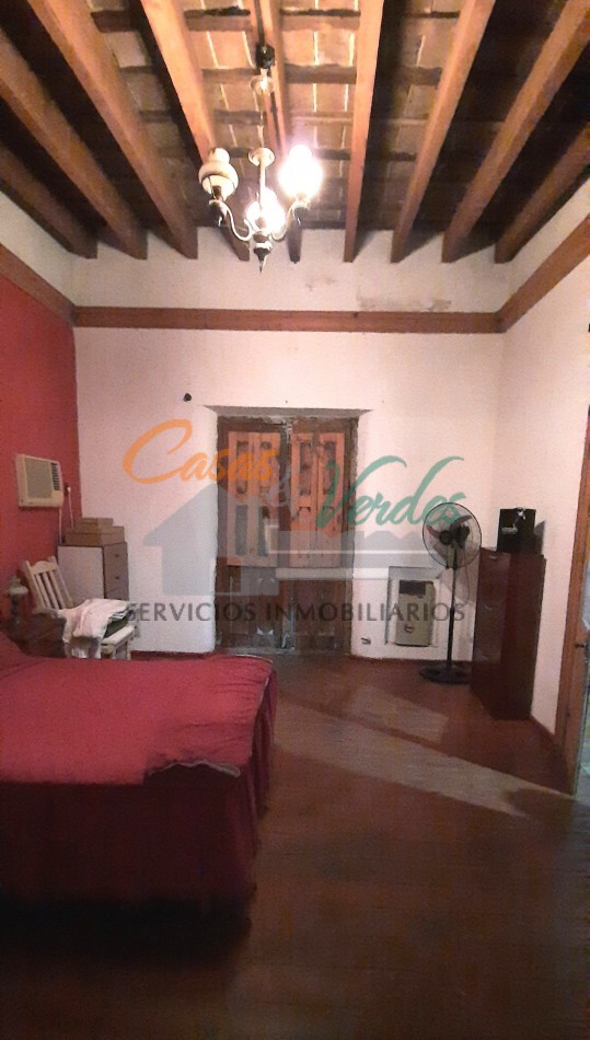 ALQUILER , hermosa casa Antigua totalmente reciclada, grande y con todos los servicios