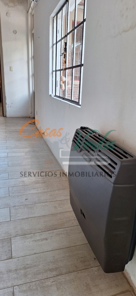 Alquiler, hermosa casa antigua reciclada a nuevo.