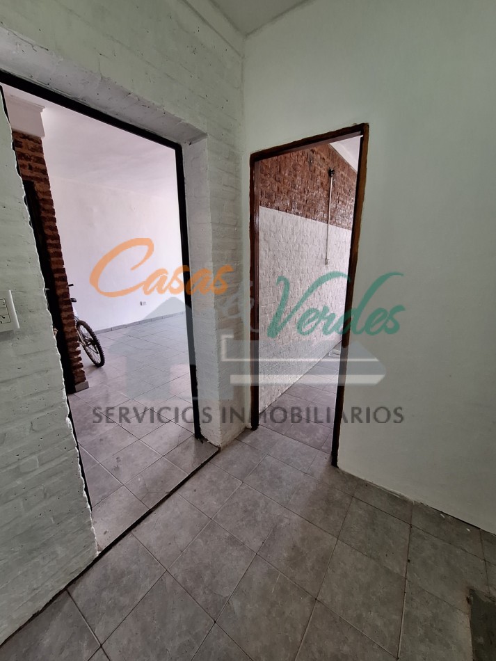 ALQUILER LOCAL, ubicacion centrica, deposito separado, baño, excelente estado, amplia disposicion