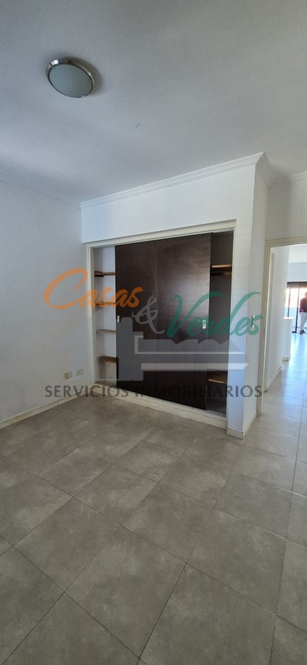 ALQUILER Victoria Entre -Rios, depto 1 dorm. con balcon al frente con cochera