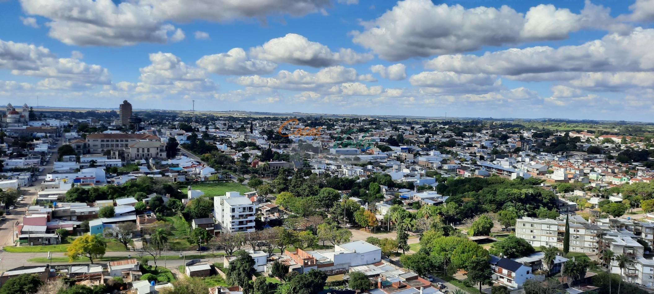 Entrega inmediata. EDIFICIO TANGO VICTORIA, excelente depto. mas de 100m2 cubiertos, 40m2 balcon, piso alto, impresionantes vistas del rio y la ciudad, 2 dormitorios, 3 baños, amenities, cochera