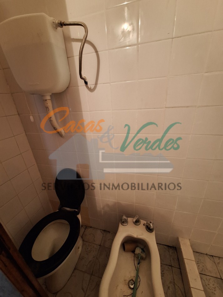 VENTA LOCAL, ubicacion centrica, baño, excelente estado, amplia disposicion