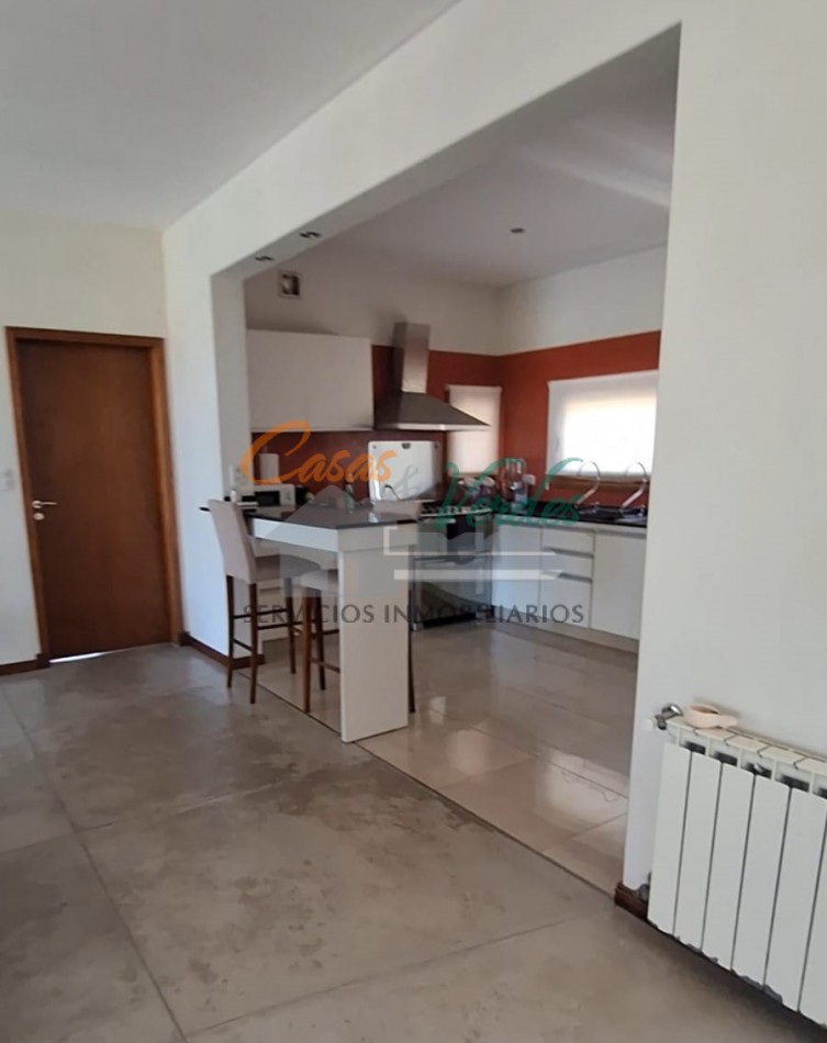 Casa Country Solar de Victoria, 3/4 dorm, parque, pileta, muelle. Lista para habitar