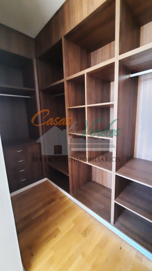 Entrega inmediata. EDIFICIO TANGO VICTORIA tipo A, mas de 100m2 cubiertos, 40m2 balcon, piso alto, impresionantes vistas del rio y la ciudad