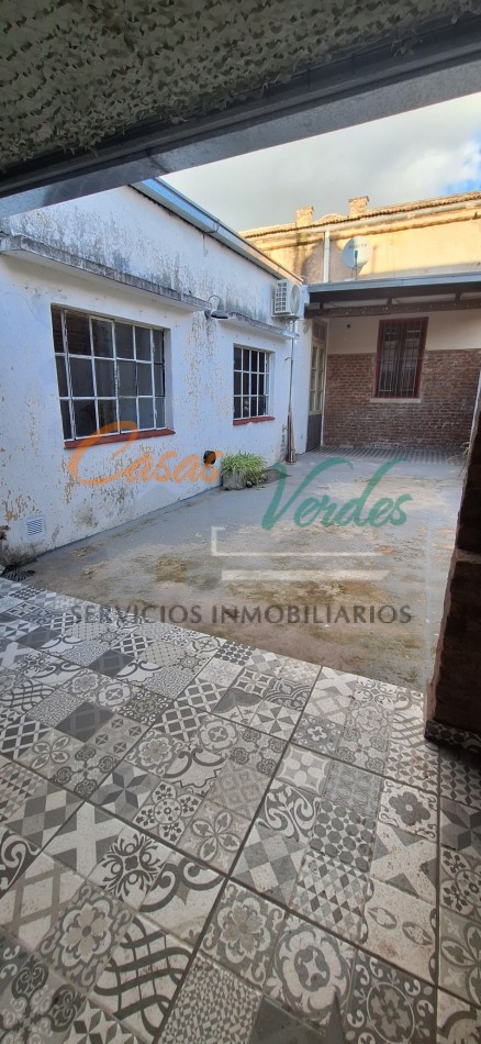 Alquiler, hermosa casa antigua reciclada a nuevo.
