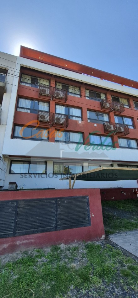 VENTA monoambiente APTO TURISMO, con vista al rio y pileta