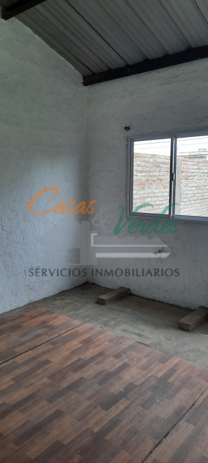 Alquiler , CASA de dos/tres dormitorios, patio, buena ubicacion