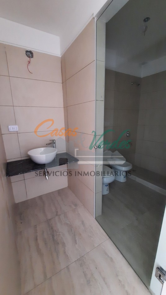Entrega inmediata. EDIFICIO TANGO VICTORIA tipo A, mas de 100m2 cubiertos, 40m2 balcon, piso alto, impresionantes vistas del rio y la ciudad