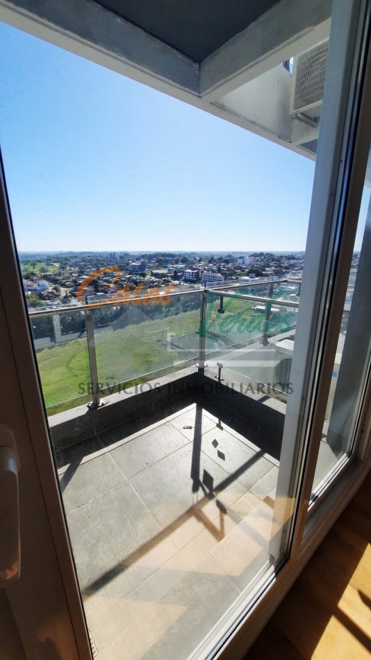 Entrega inmediata. EDIFICIO TANGO VICTORIA tipo A, mas de 100m2 cubiertos, 40m2 balcon, piso alto, impresionantes vistas del rio y la ciudad