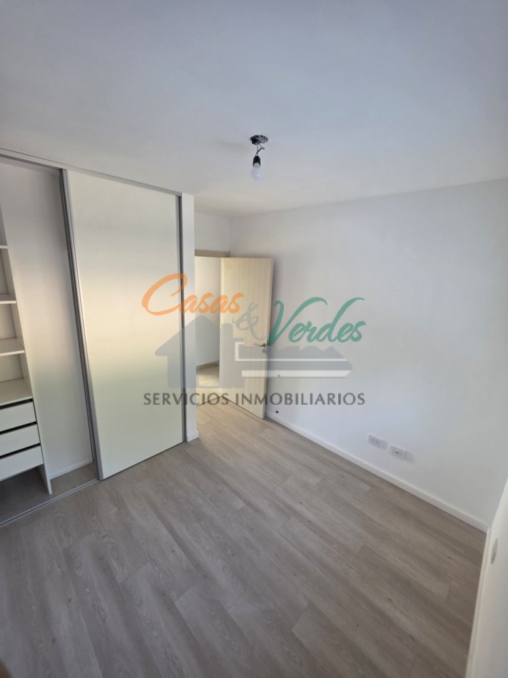 ALQUILO, amplio departamento 3 dormitorios, 2 baños, A ESTRENAR