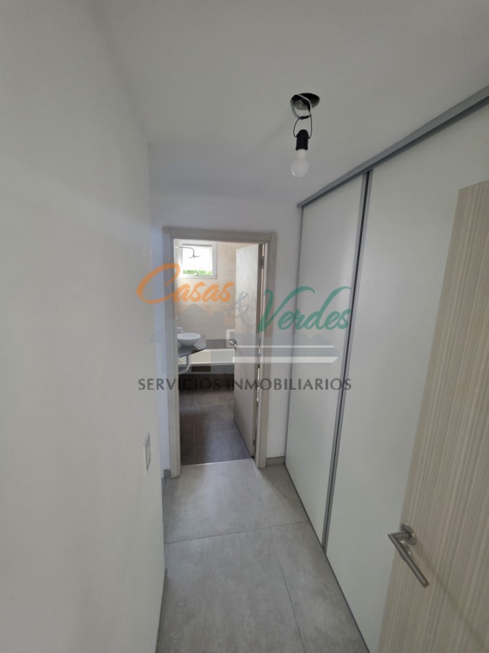 ALQUILO, amplio departamento 3 dormitorios, 2 baños, A ESTRENAR