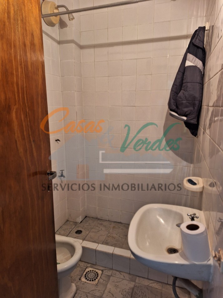 ALQUILER LOCAL, ubicacion centrica, deposito separado, baño, excelente estado, amplia disposicion