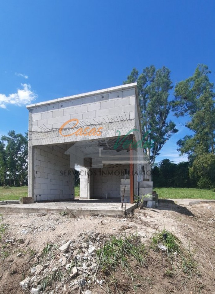 Venta terreno con CONTRUCCION comenzada en LOTE CAMPO Y GOLF