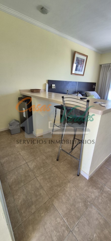 VENTA monoambiente APTO TURISMO, con vista al rio y pileta