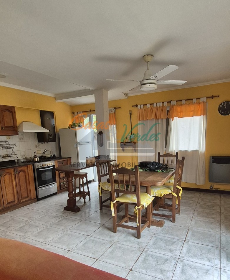 VENTA, hermosa casa de 3 dormitorios, quincho, patio