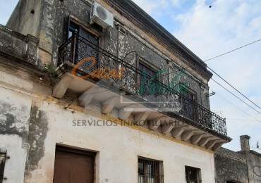 ALQUILER , hermosa casa Antigua totalmente reciclada, grande y con todos los servicios