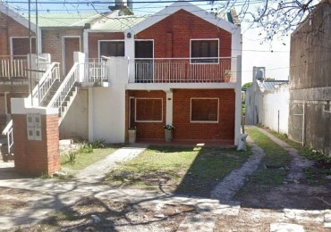 ALQUILER, dos dorm, en 1 er piso por escaleras